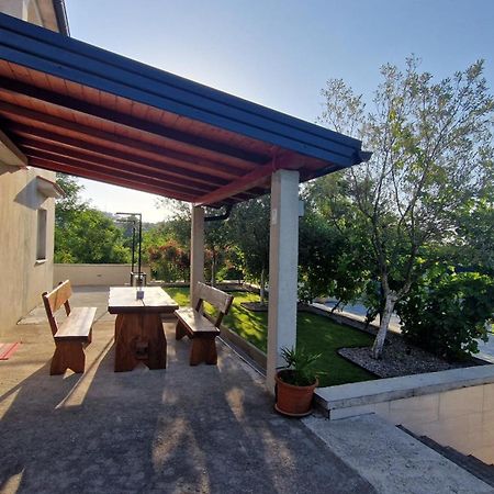 Apartments In Rijeka, Free Parking And Large Terrace, 15Min Drive From The Beach Exterior photo